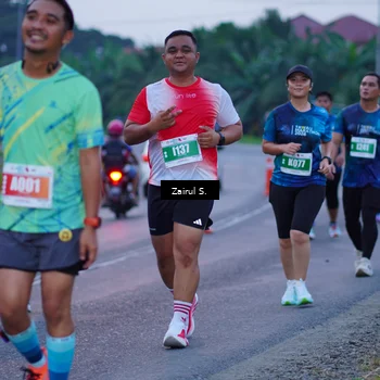 Runner Photo 4423517