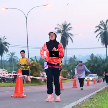 Runner Photo 4423525