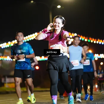 Runner Photo 4423545
