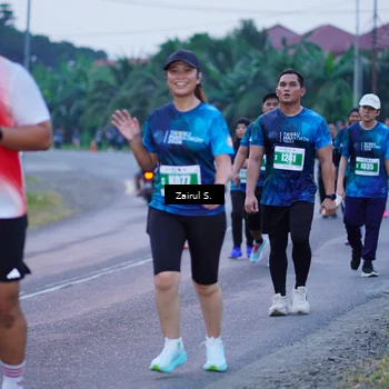 Runner Photo 4423546