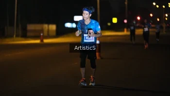 Runner Photo 4423597