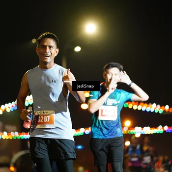 Runner Photo 4423598