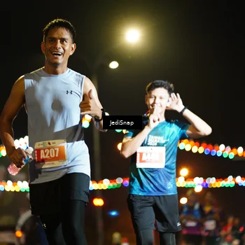 Runner Photo 4423615