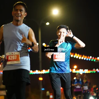 Runner Photo 4423629