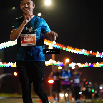 Runner Photo 4423655