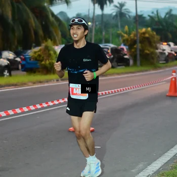 Runner Photo 4423666