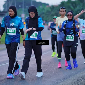 Runner Photo 4423672