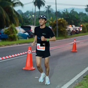 Runner Photo 4423676