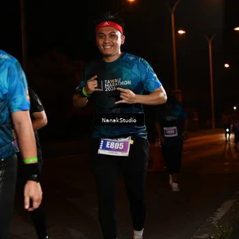 Runner Photo 4423683