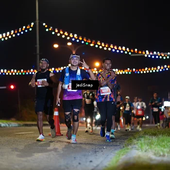 Runner Photo 4423715