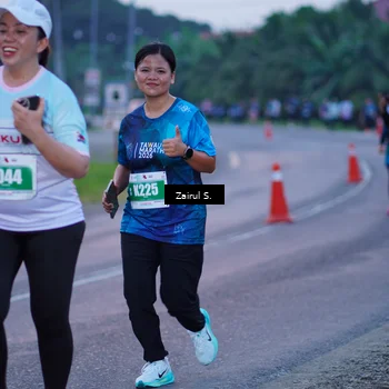 Runner Photo 4423744