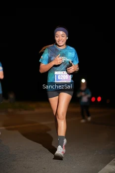 Runner Photo 4423755