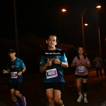 Runner Photo 4423757