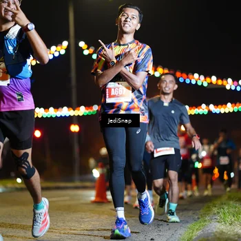 Runner Photo 4423758