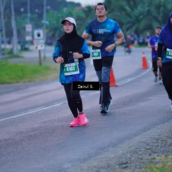 Runner Photo 4423762