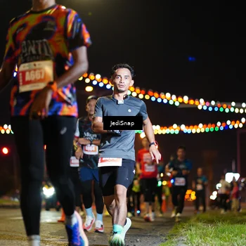 Runner Photo 4423775
