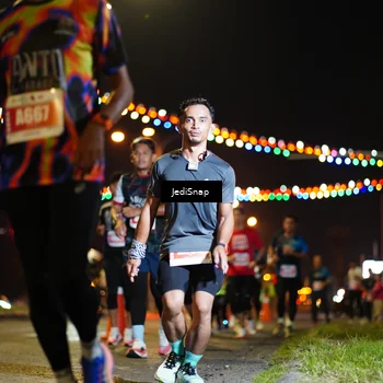 Runner Photo 4423787
