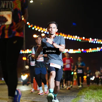 Runner Photo 4423789