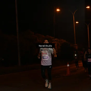 Runner Photo 4423796