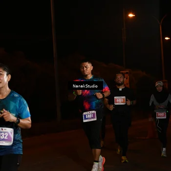Runner Photo 4423866