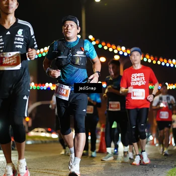 Runner Photo 4423872