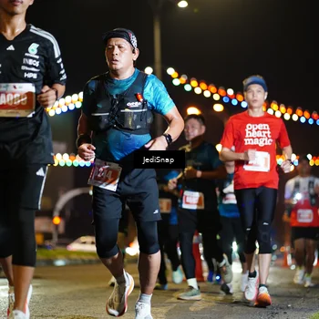 Runner Photo 4423881