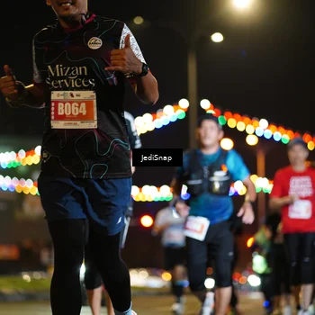 Runner Photo 4423895