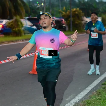 Runner Photo 4423940