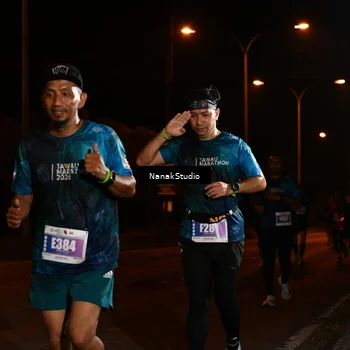Runner Photo 4424045