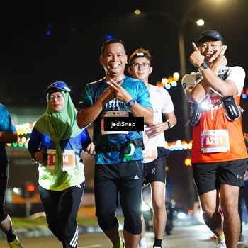 Runner Photo 4424062