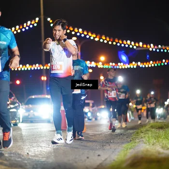 Runner Photo 4424116