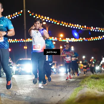 Runner Photo 4424117