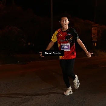 Runner Photo 4424207