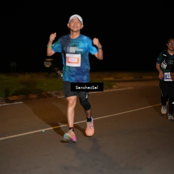 Runner Photo 4424341