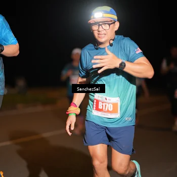 Runner Photo 4424347
