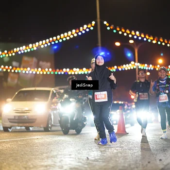 Runner Photo 4424418