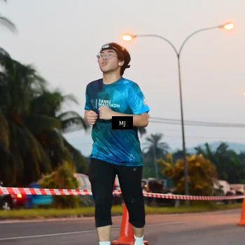 Runner Photo 4424440