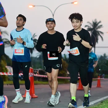 Runner Photo 4424462