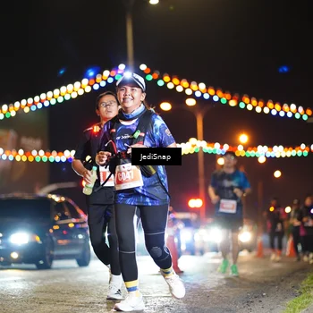 Runner Photo 4424480