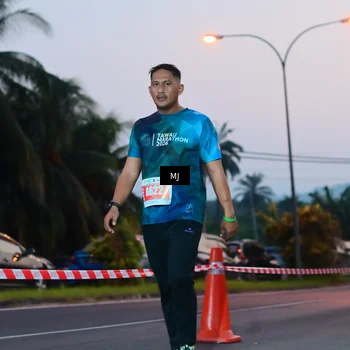 Runner Photo 4424651