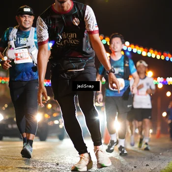 Runner Photo 4424660