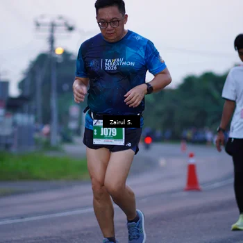 Runner Photo 4424672