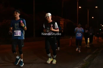 Runner Photo 4424710