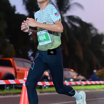 Runner Photo 4424872