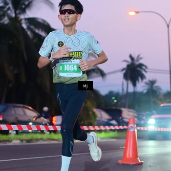 Runner Photo 4424875