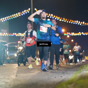 Runner Photo 4424877