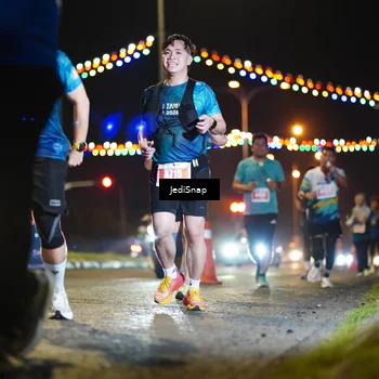 Runner Photo 4424958