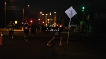 Runner Photo 4424975