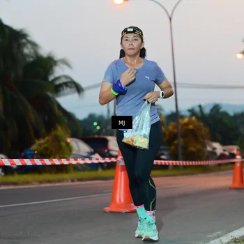 Runner Photo 4425131