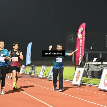 Runner Photo 4425214